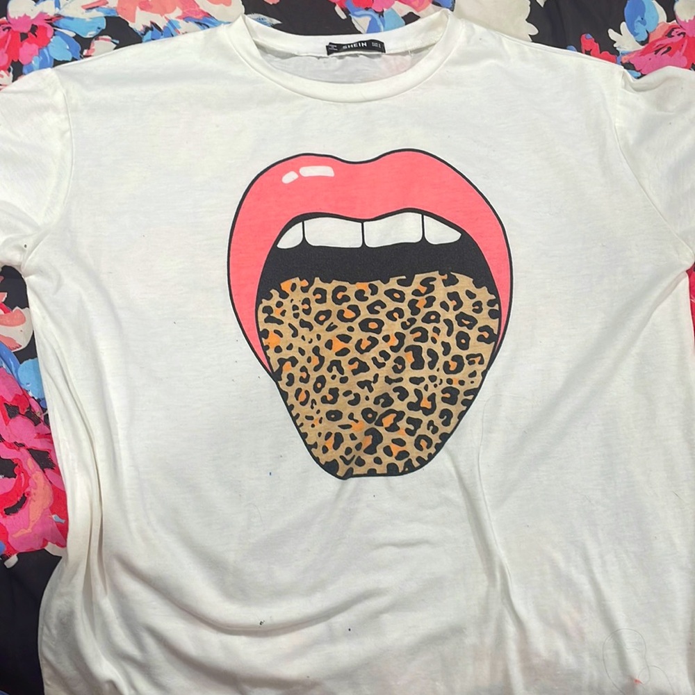 Shein lip cheetah shirt
